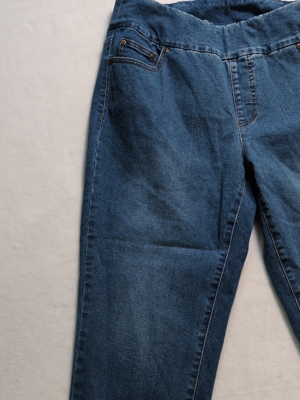 Slim-Sation 5-Pocket Crop Jeans Stretch Pull On Fringe Blue Size 12 - Picture 4 of 16